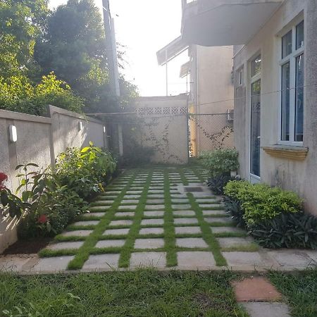 Filles Des Iles Villa Монт Чойзи Екстериор снимка